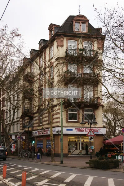 Photo 256-515-654