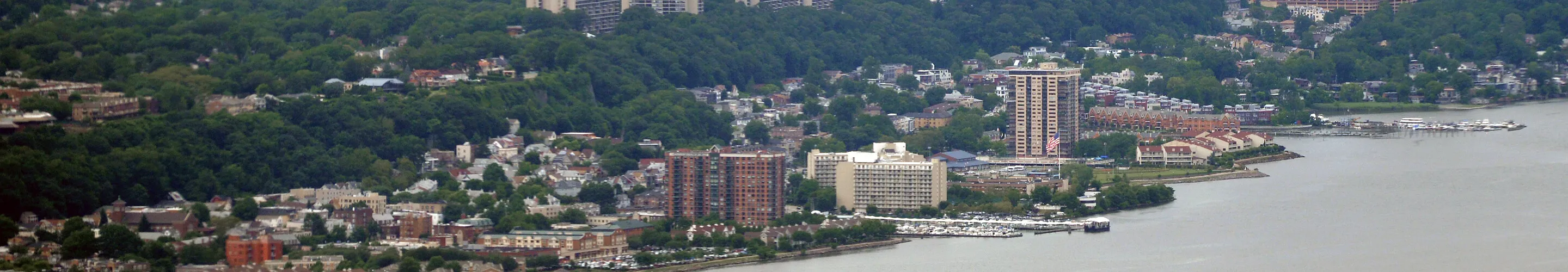 Panorama of Edgewater