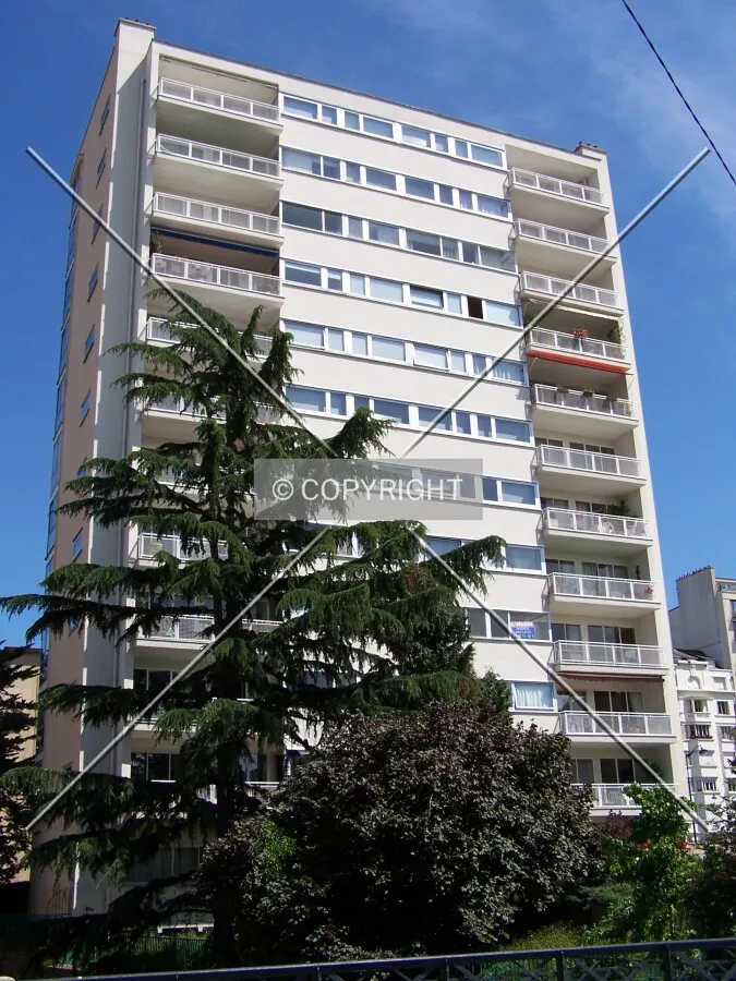 Photo 260-124-983