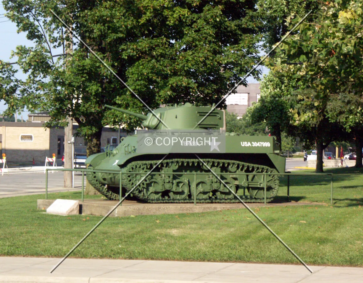 Tank in front of courthouse