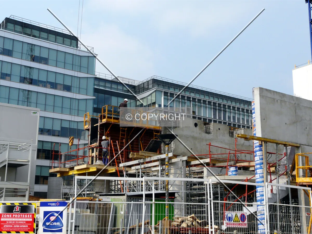 View to the north while huge beams are being poured on the ground floor