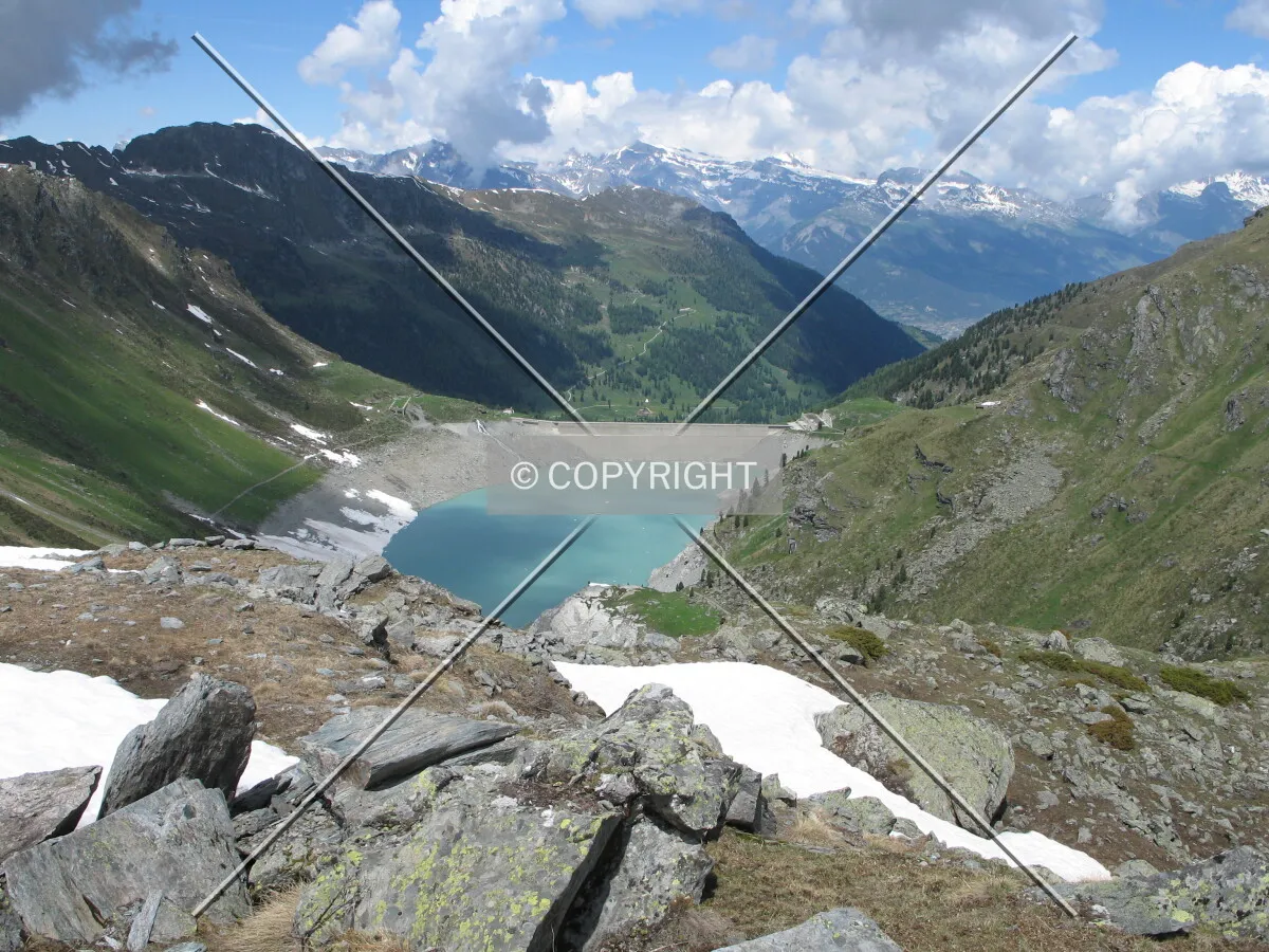 Elevated view from Reference de Saint-Laurent, at an altitude of 2485m