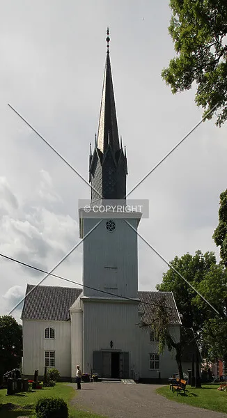 Sandar kirke