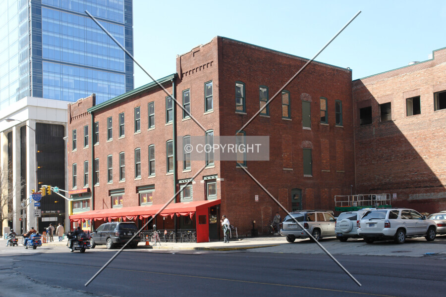 Photo 262-275-897