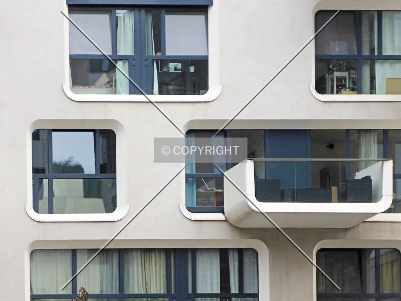 Photo 262-341-962