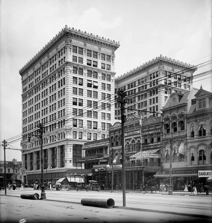 Photo 262-693-452