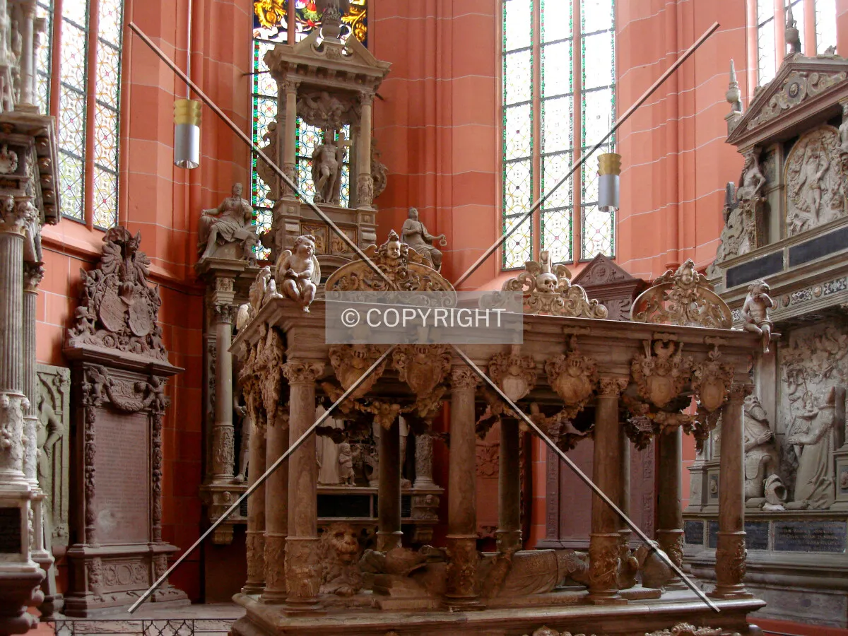 Baroque ornaments in the choir