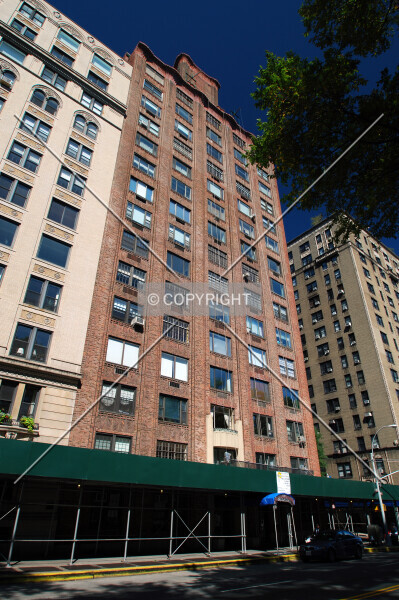 Photo 264-407-582