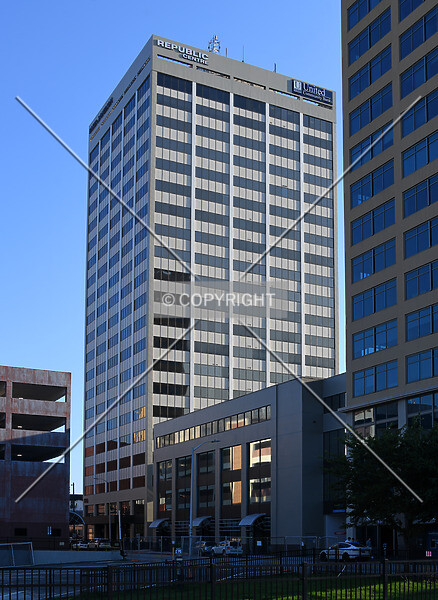 Photo 264-830-642