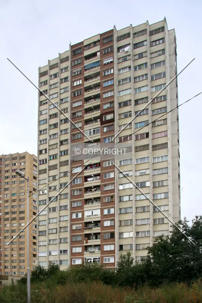 Photo 265-692-496