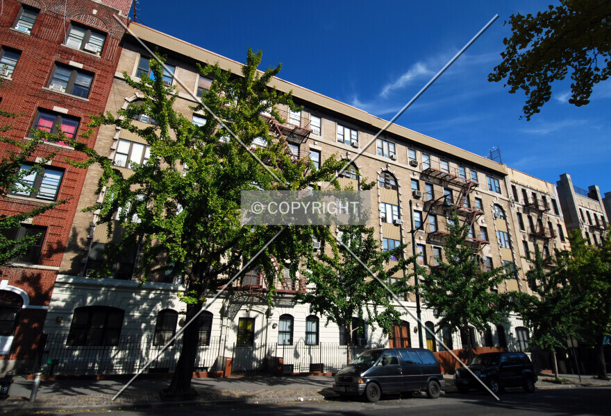 Photo 267-359-812