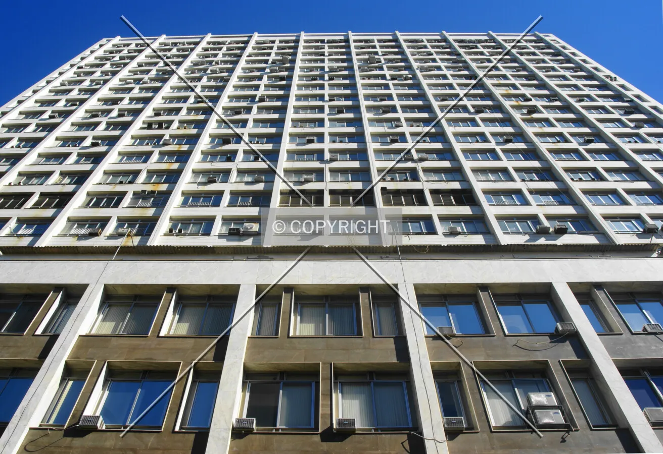 Looking up from Alfândega Square