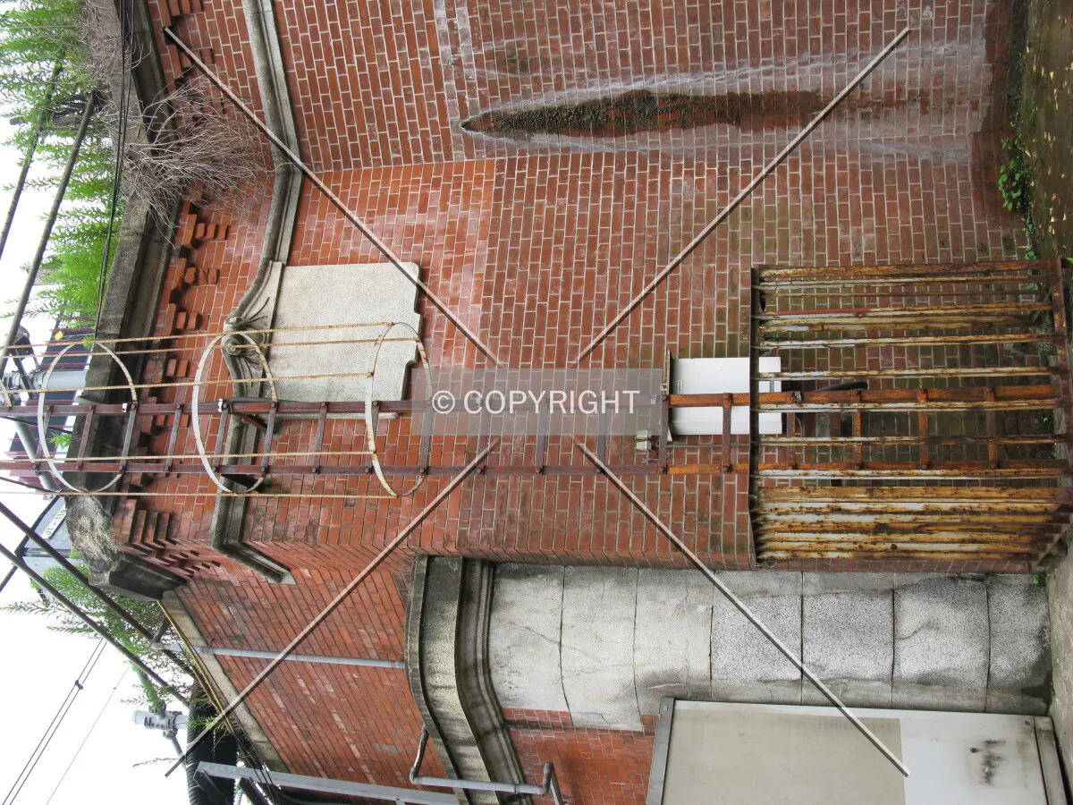 Photo 267-591-370