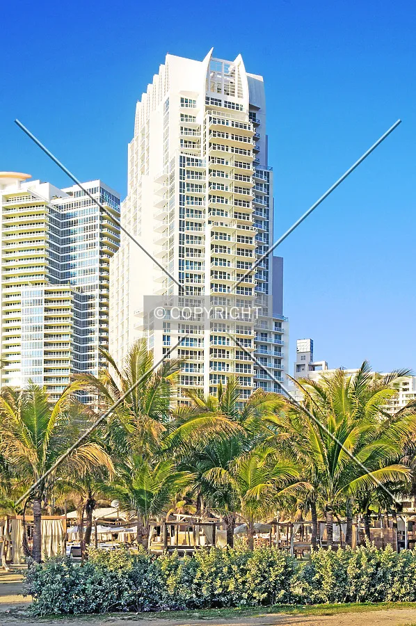 Continuum on South Beach, North Tower