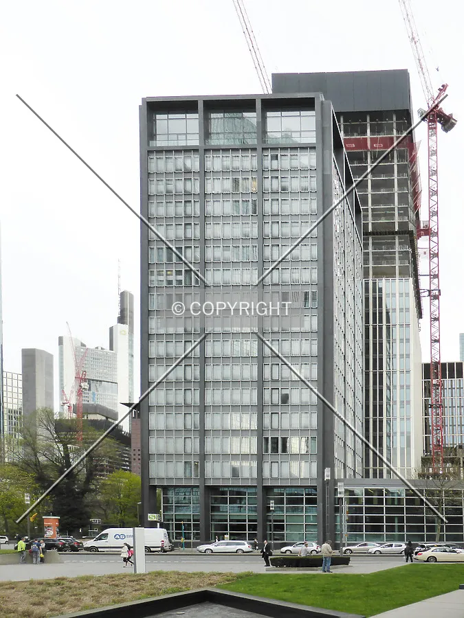 Photo 270-100-957