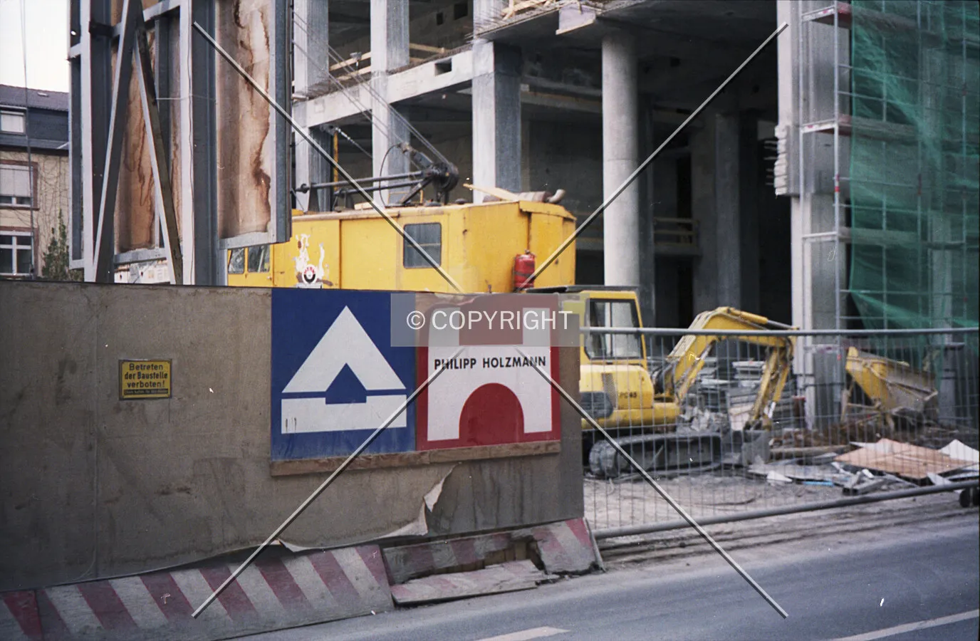 Photo 270-216-100