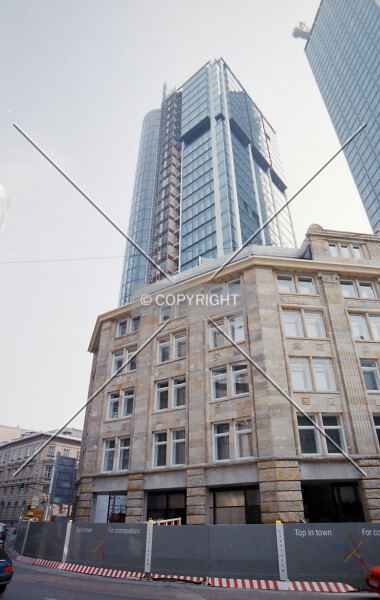 Photo 270-686-134