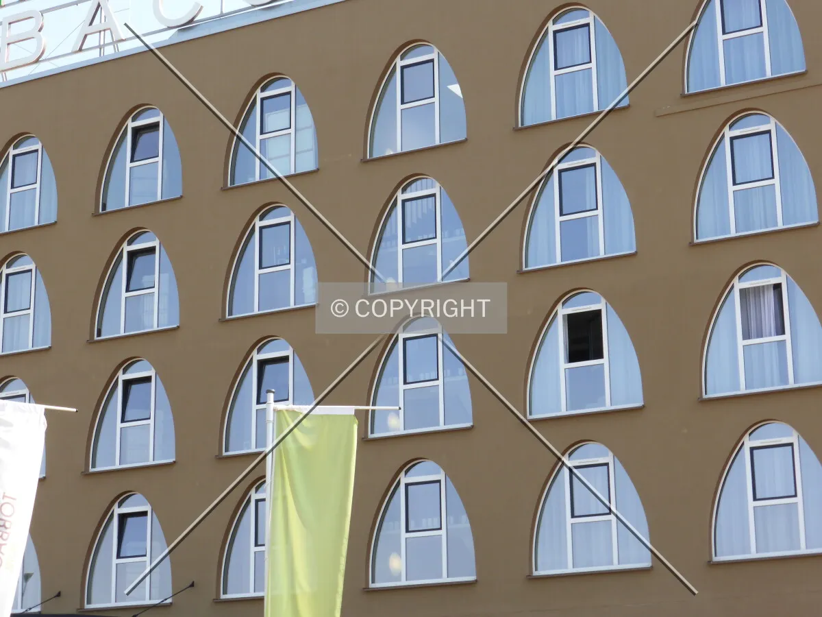 Photo 271-375-091
