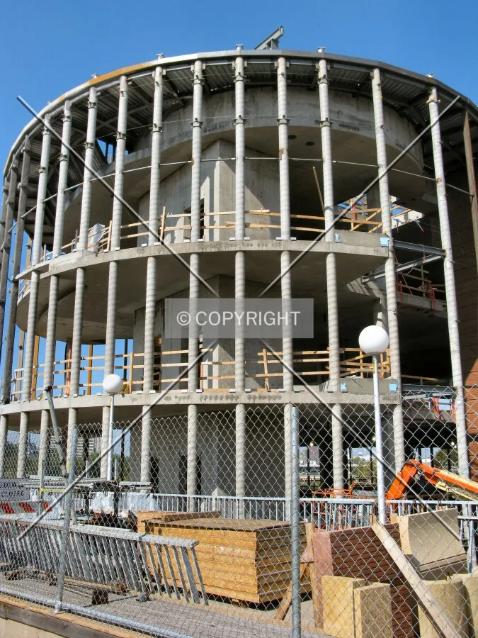 Southeast corner from the pedestrian approach to the Washington Avenue bridge