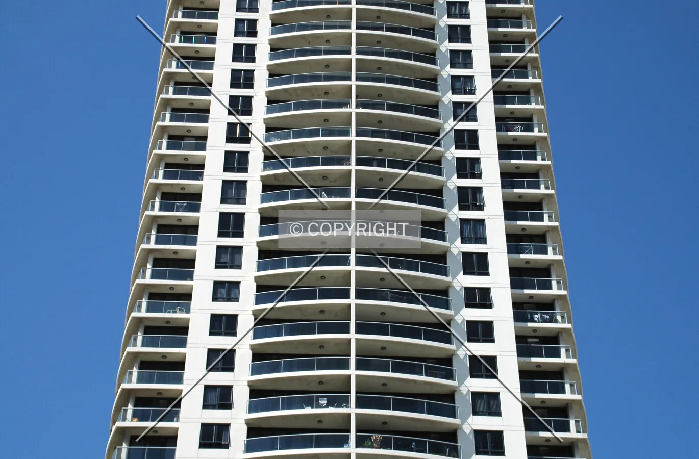 Photo 272-072-837
