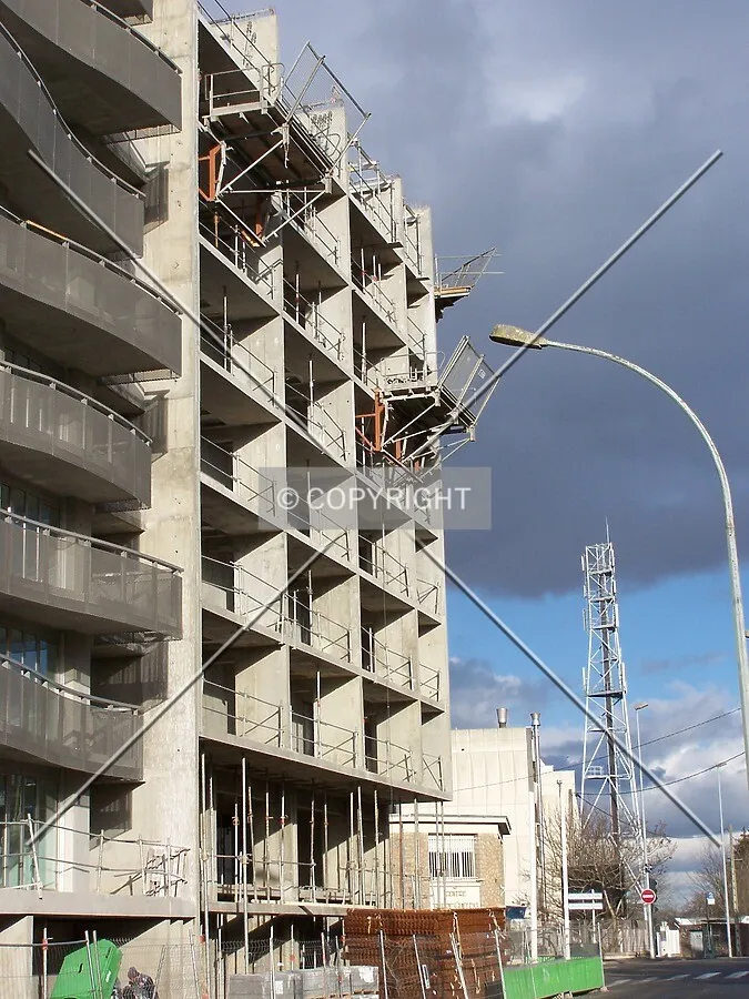 Face Sud depuis l'Avenue Aristide Briand