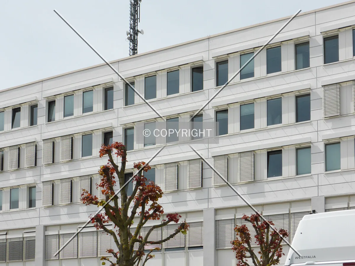 Photo 272-562-552