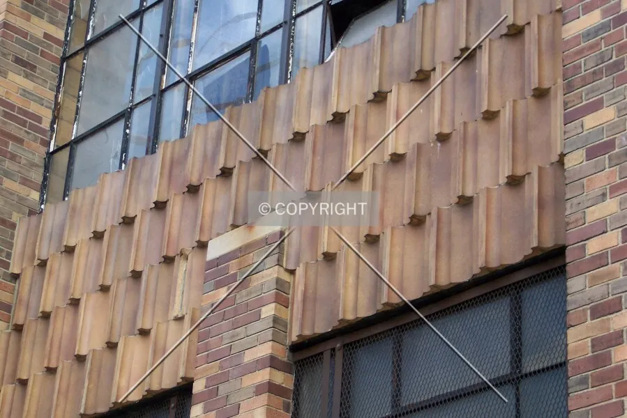 Photo 272-618-520