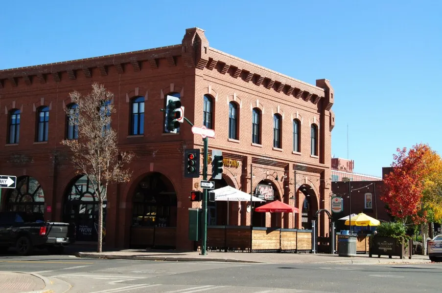 Photo 272-717-276