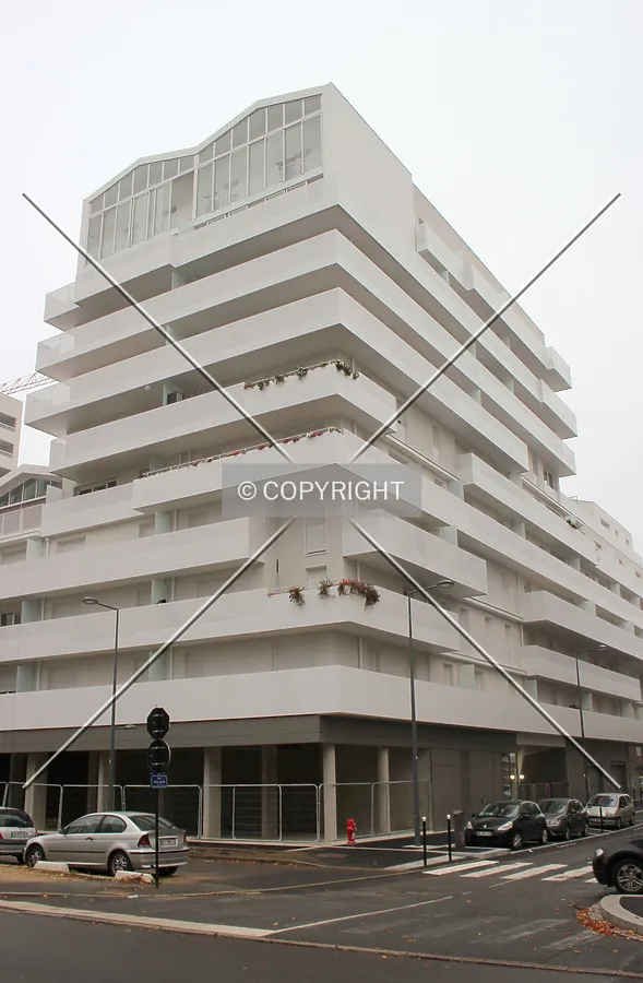 Photo 272-781-671