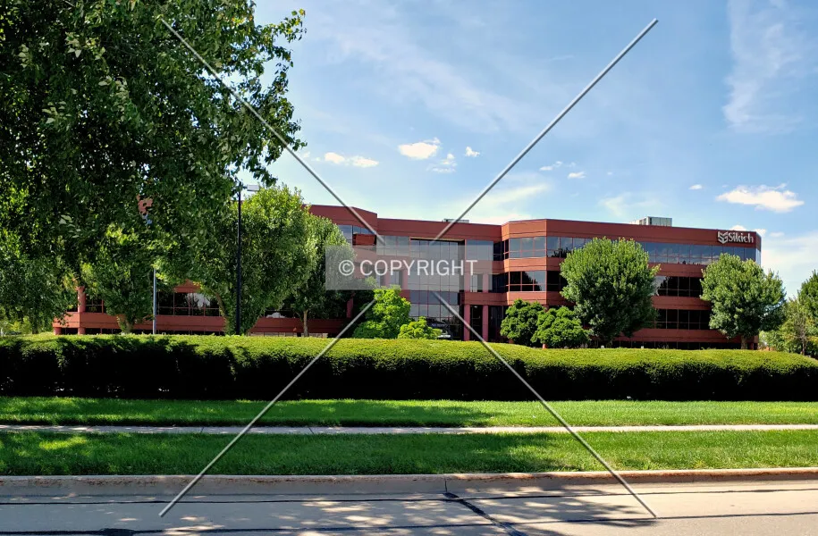 Photo 272-853-812