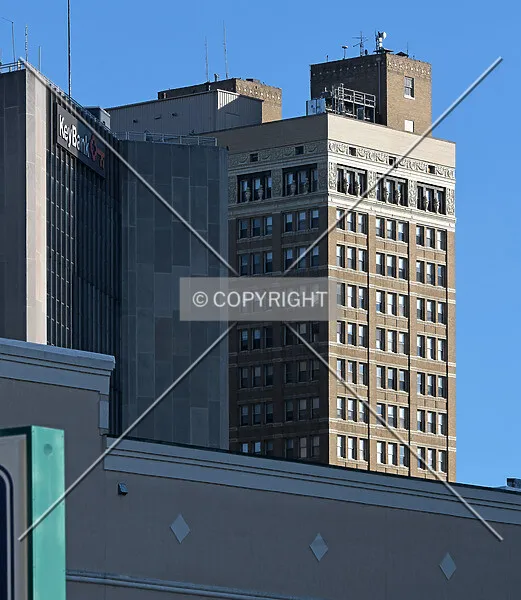 Photo 272-968-003