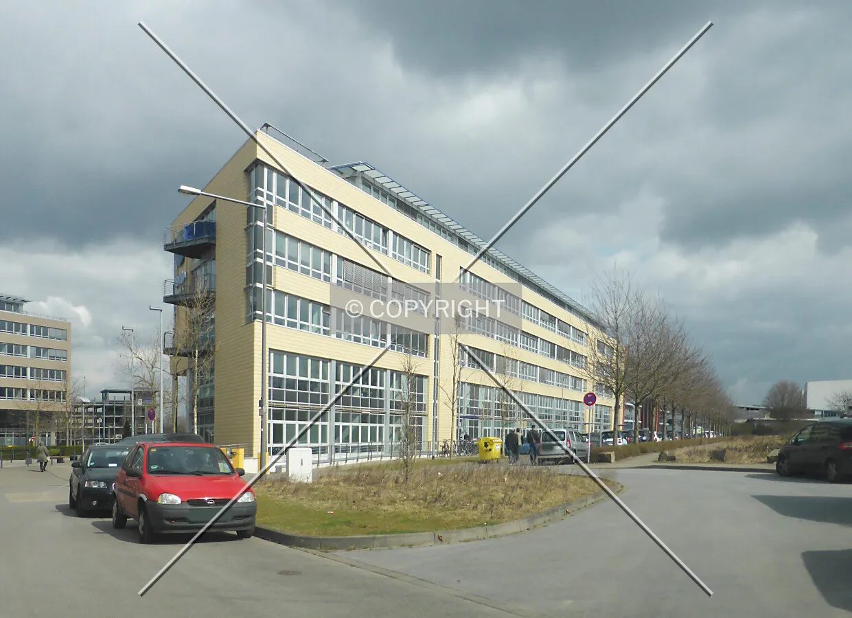 Photo 273-067-768