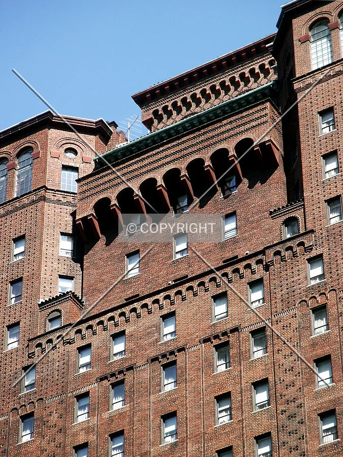 Central section of the upper west facade