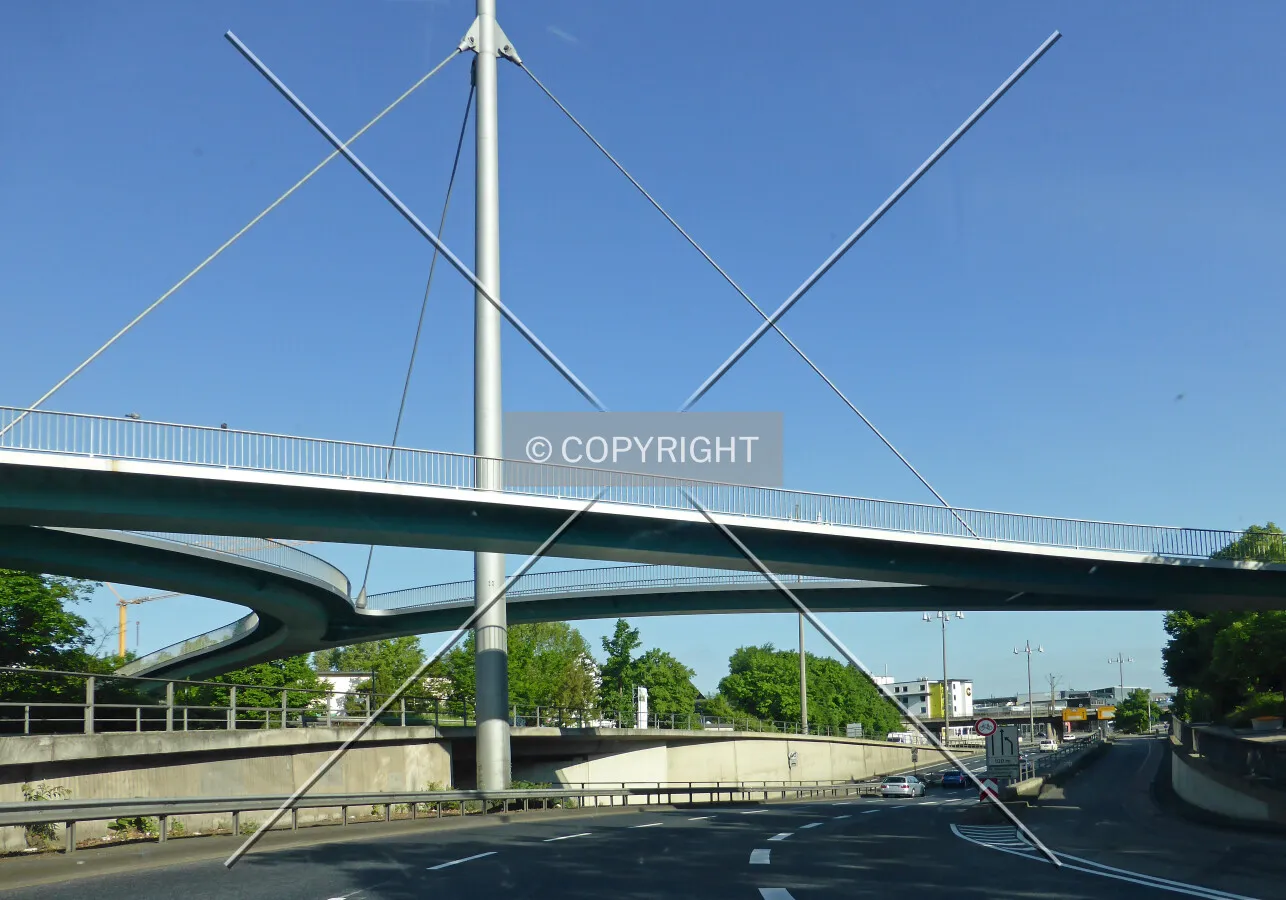 Photo 274-447-824