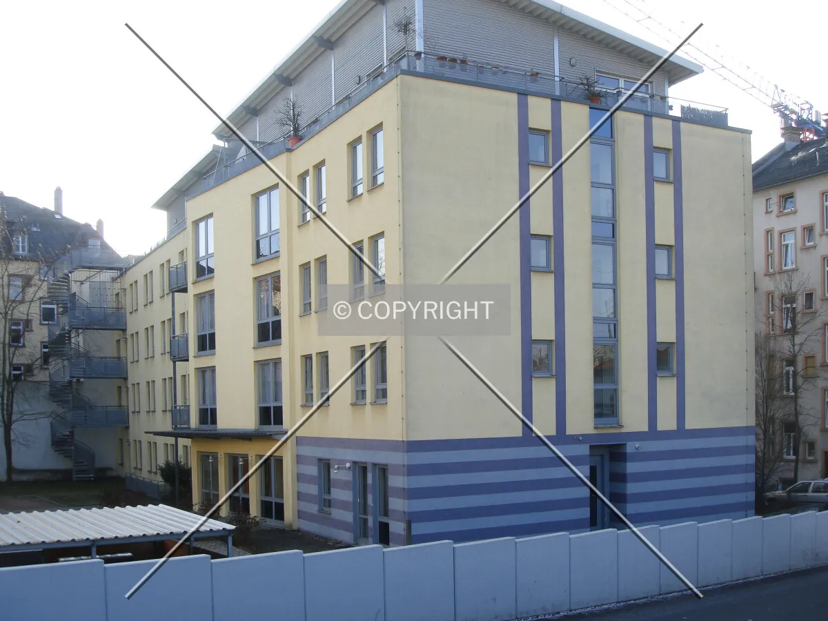 Photo 274-668-340