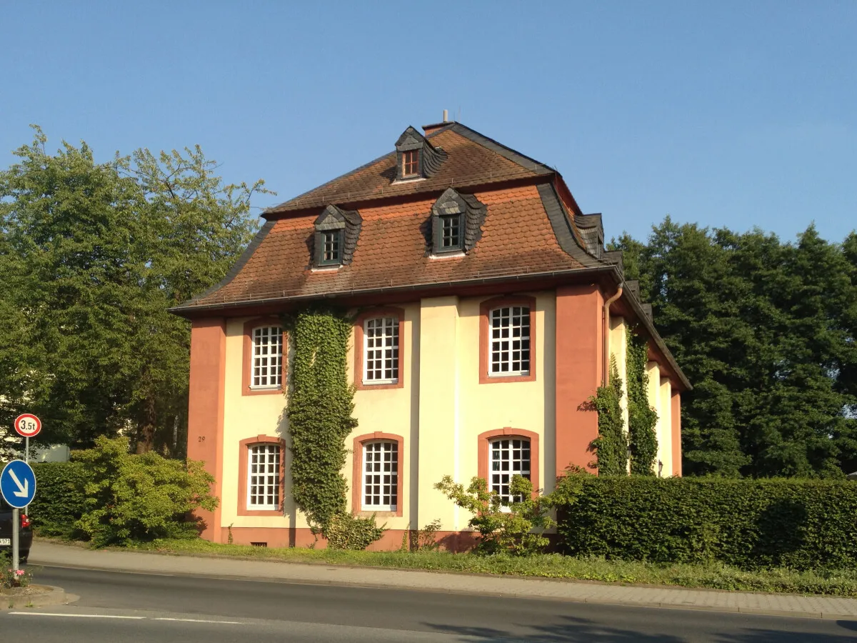 Photo 275-025-671
