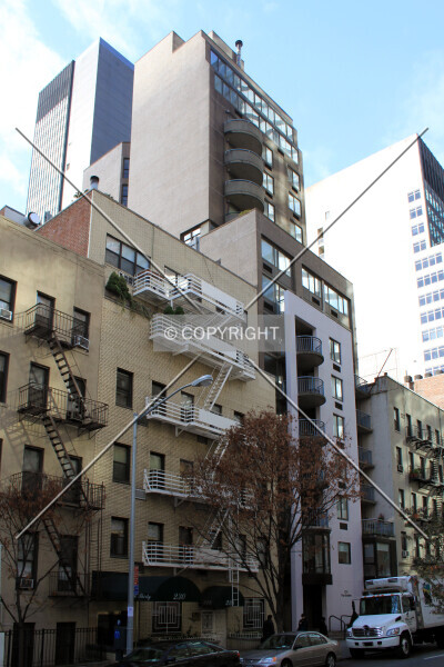 Photo 275-140-233