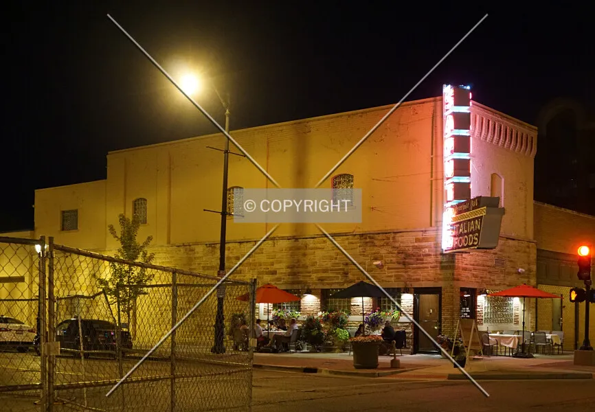 Photo 275-212-043
