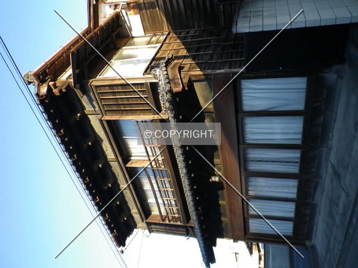 Photo 275-228-740