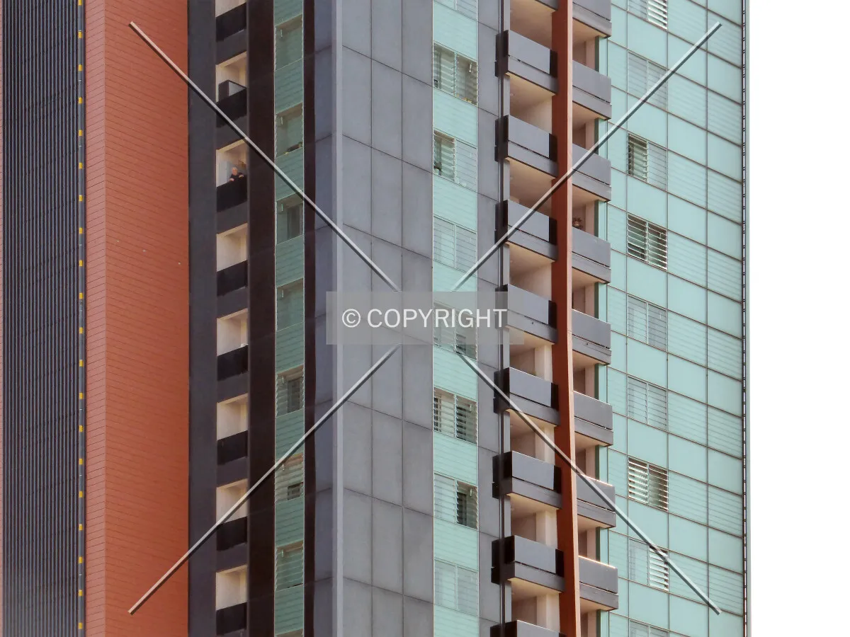 Photo 275-735-318