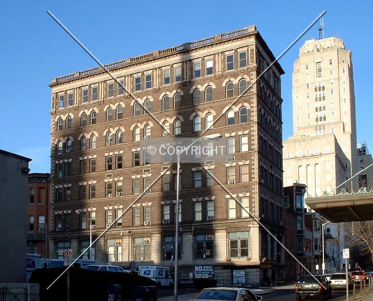 Photo 275-789-490