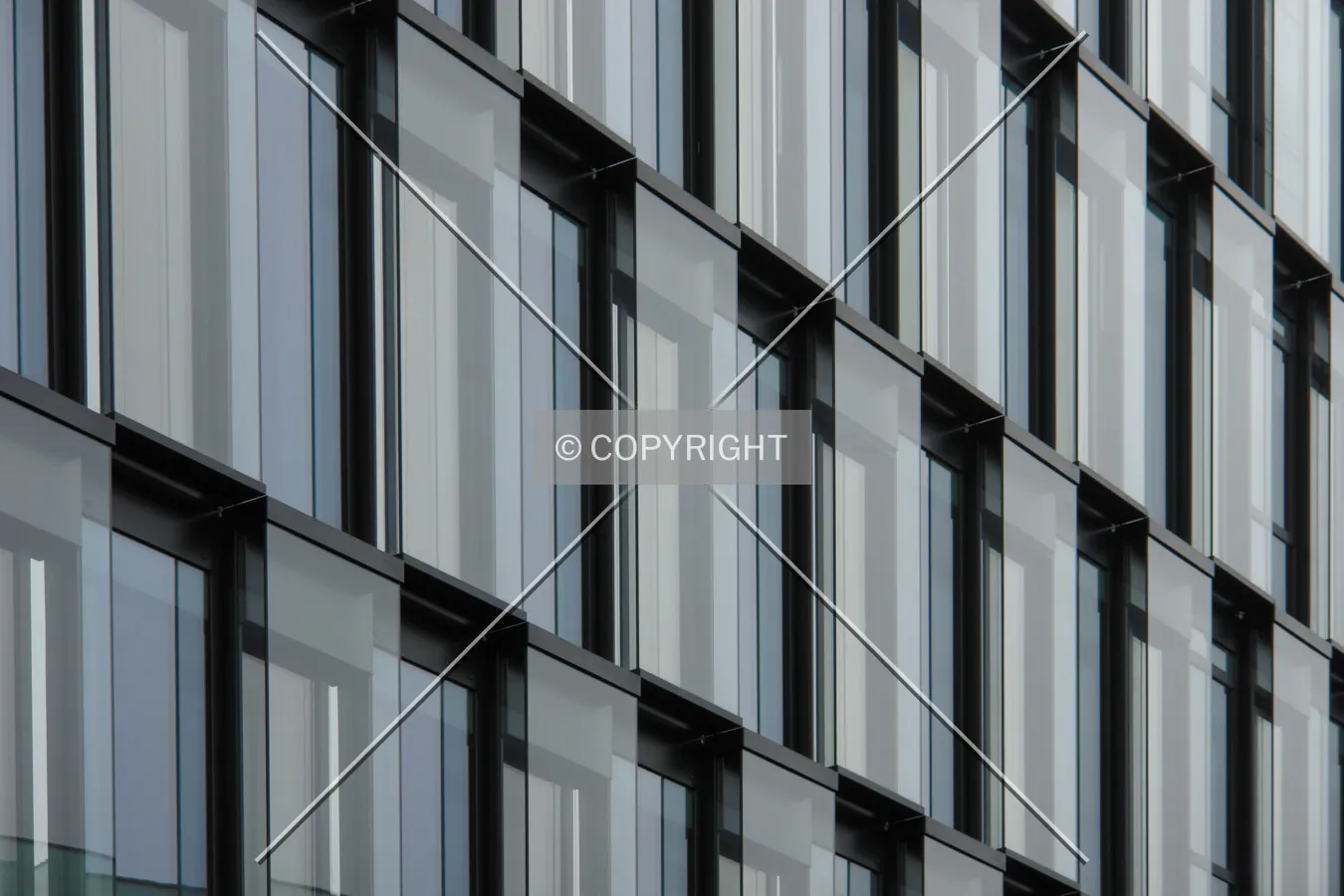 Photo 275-984-287
