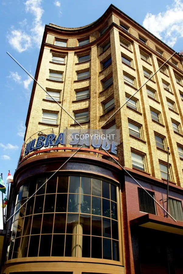 Looking up from across Coronel Vicente Street