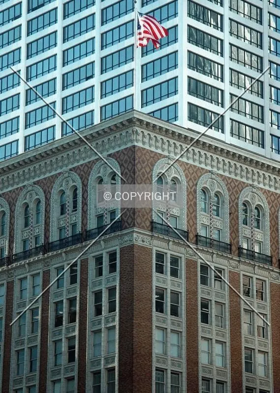 Architectural contrasts - LA style