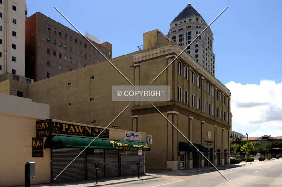 Photo 277-701-639