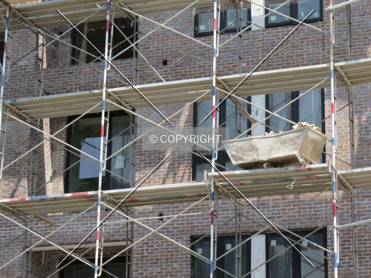 Scaffolding for masonry