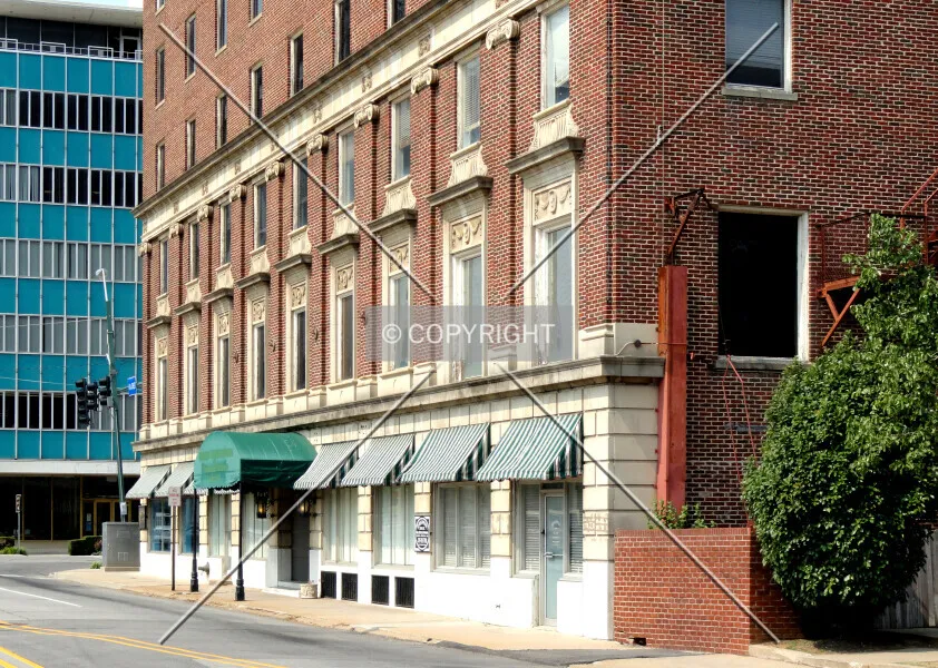 Photo 278-170-946