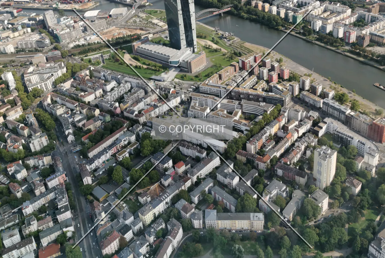 Flight with a helicopter over Frankfurt