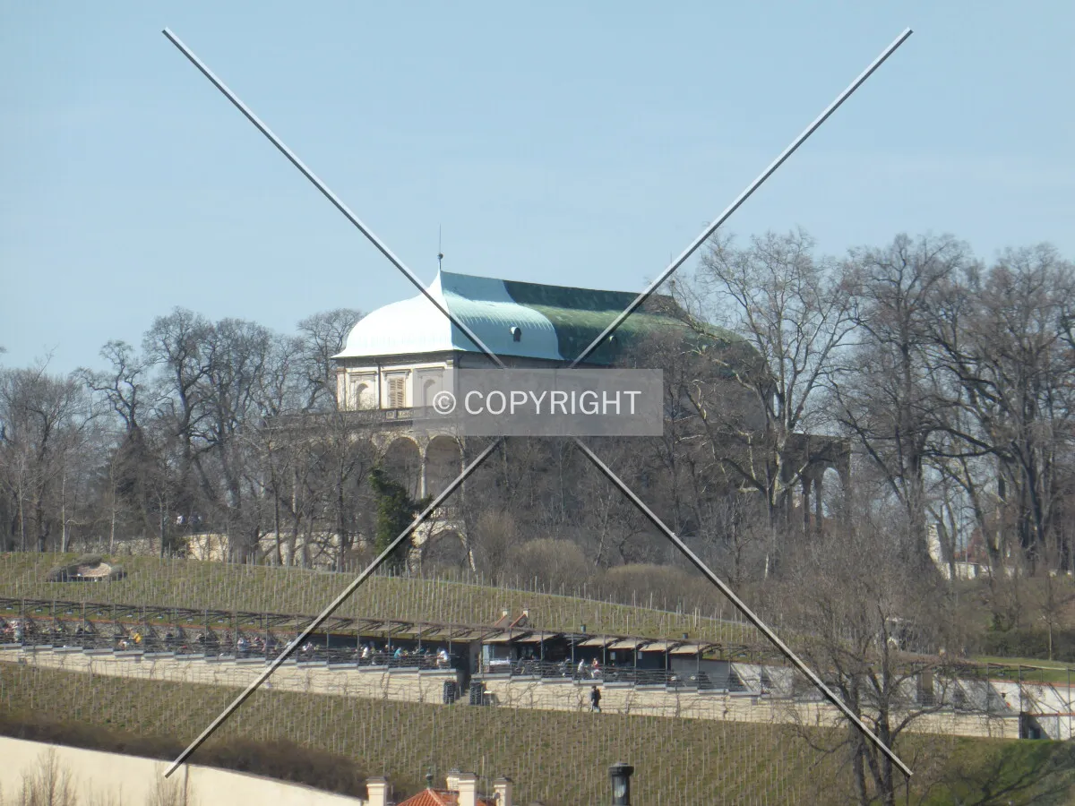 Photo 279-144-043