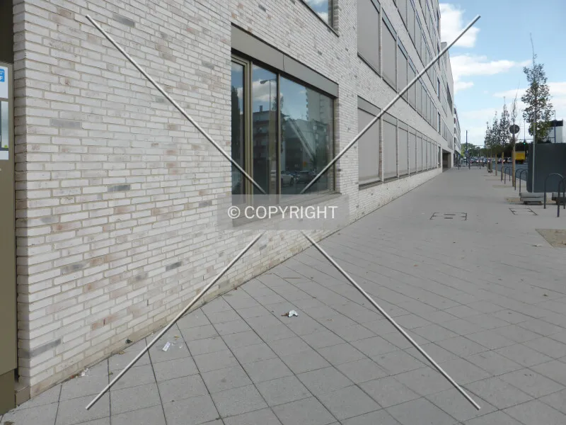 Photo 280-437-060